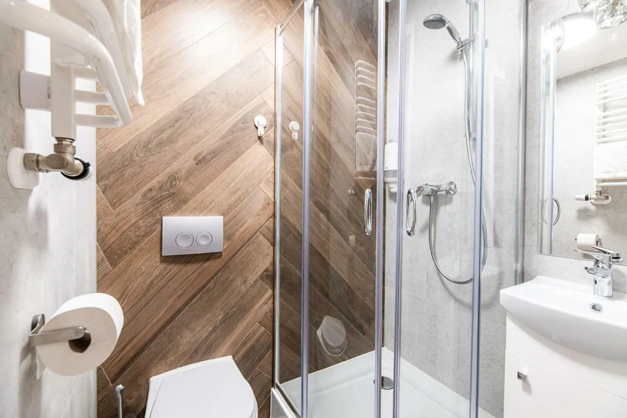 Lubomirskiego 23 Residence - Great Location, 10 Min To Main Square By Foot, Right Next To Main Rail And Bus Station Cracovie
