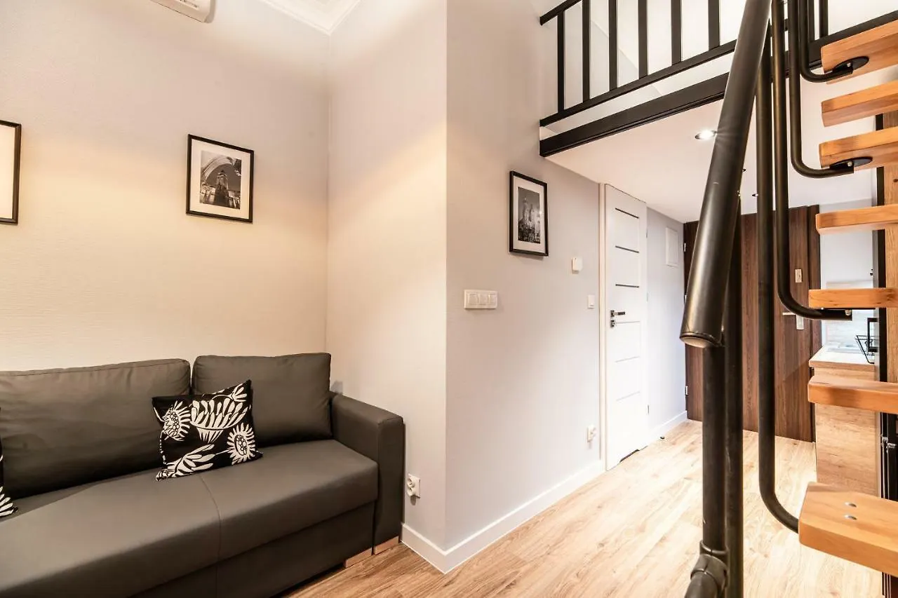 Appart hôtel Lubomirskiego 23 Residence - Great Location, 10 Min To Main Square By Foot, Right Next To Main Rail And Bus Station Cracovie